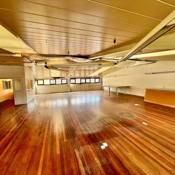 Se vende pabellon industrial en Bergara