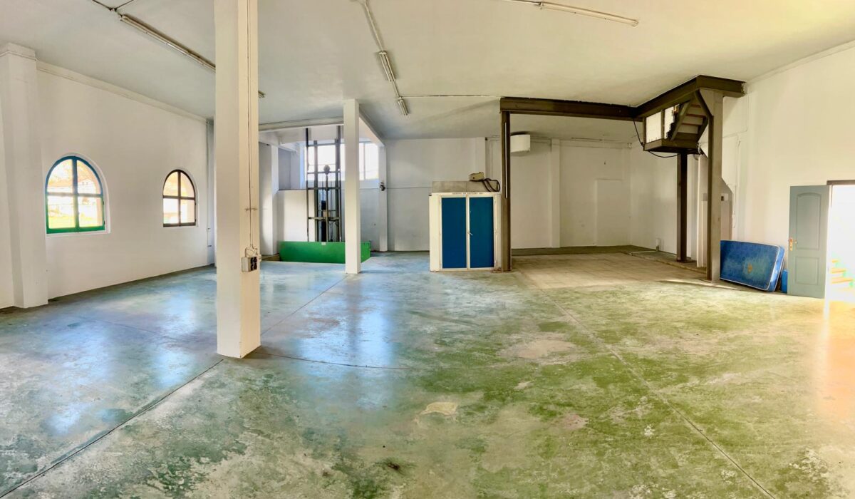 Se vende pabellon industrial en Bergara