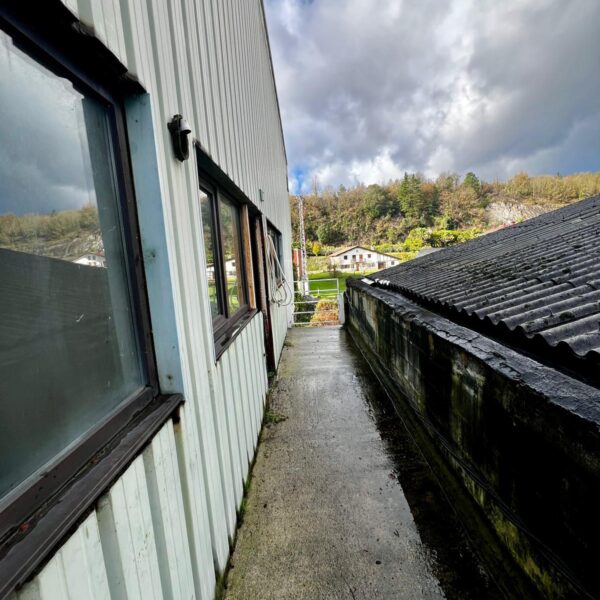 Se vende pabellon industrial en Bergara